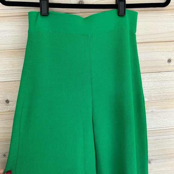 Green halter tank and pant 2 piece ribbed matching set - Picture 3 of 12